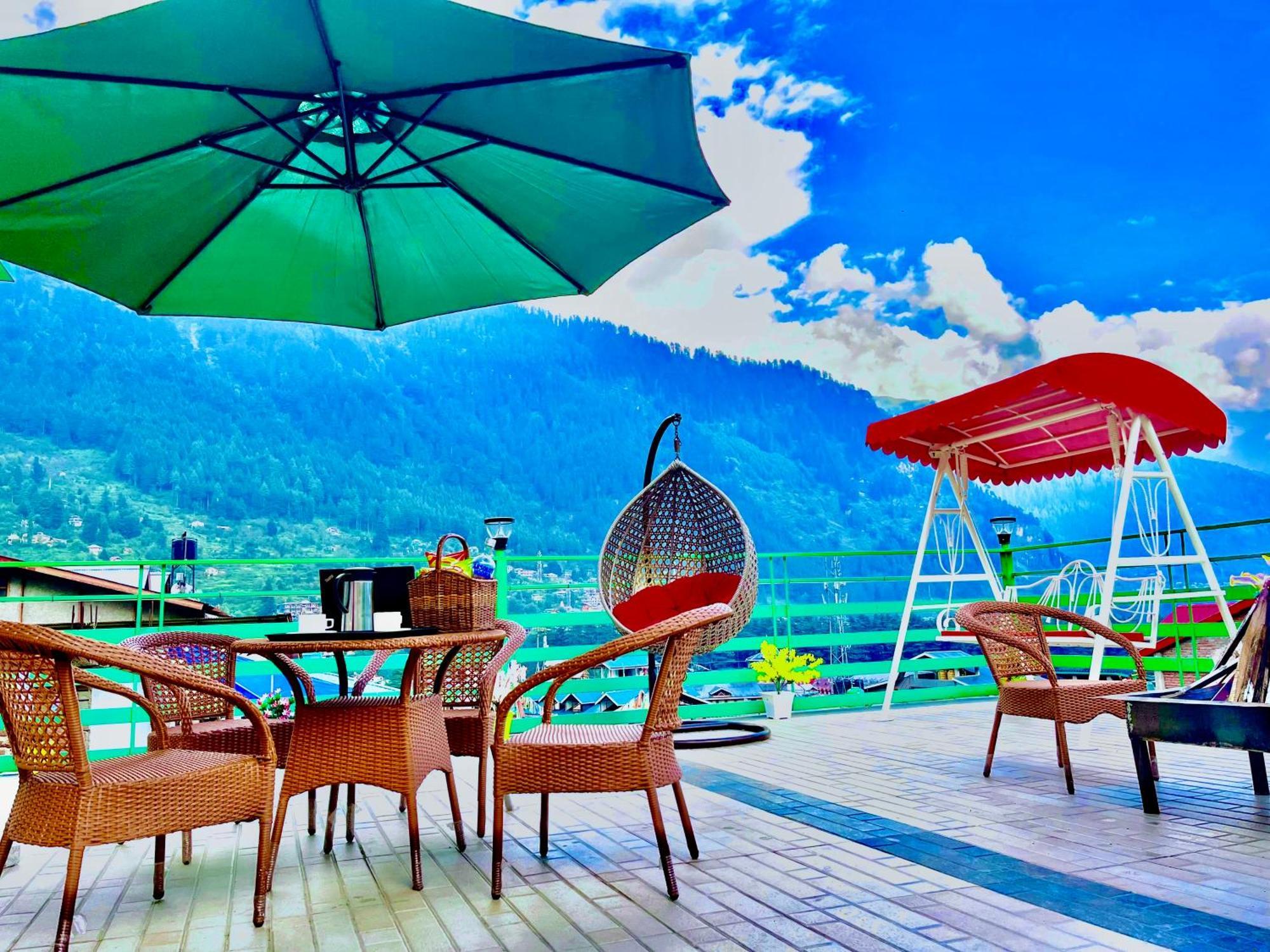 Vista Resort, Manali - ! Near Mall Road !! Hot & Cold Ac Rooms !! Best Selling !! Big Parking !! Luxury Collection !! Open Terrace !! Lift !! Playing Zone !! Property Of The Year ! Ngoại thất bức ảnh