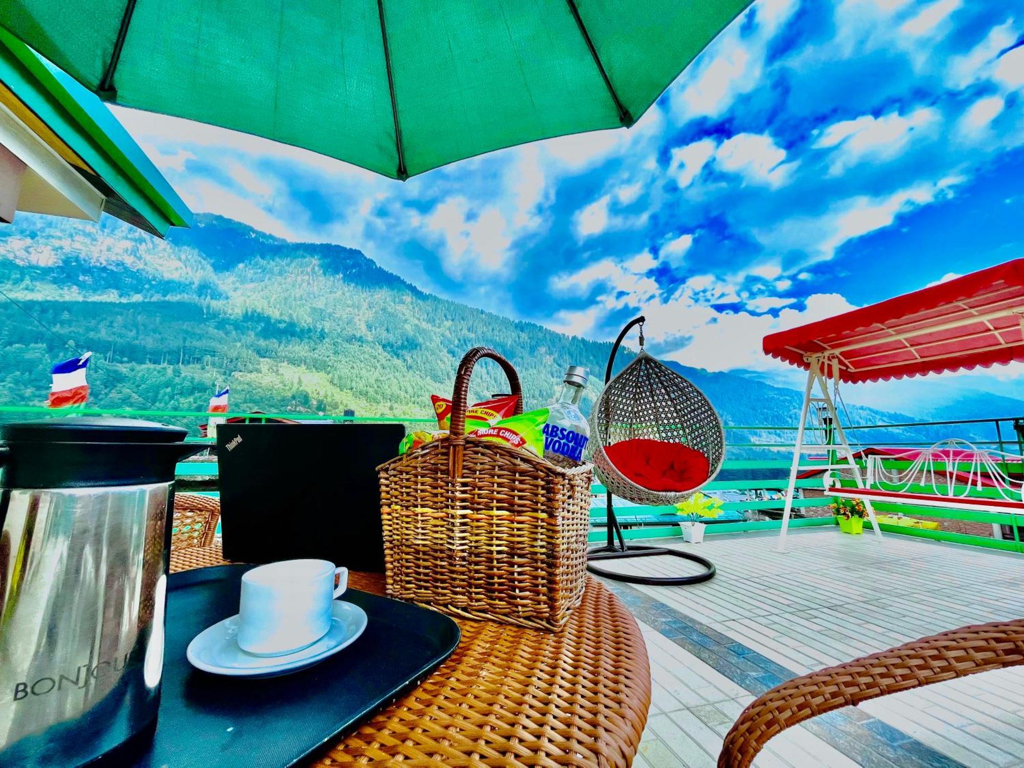 Vista Resort, Manali - ! Near Mall Road !! Hot & Cold Ac Rooms !! Best Selling !! Big Parking !! Luxury Collection !! Open Terrace !! Lift !! Playing Zone !! Property Of The Year ! Ngoại thất bức ảnh