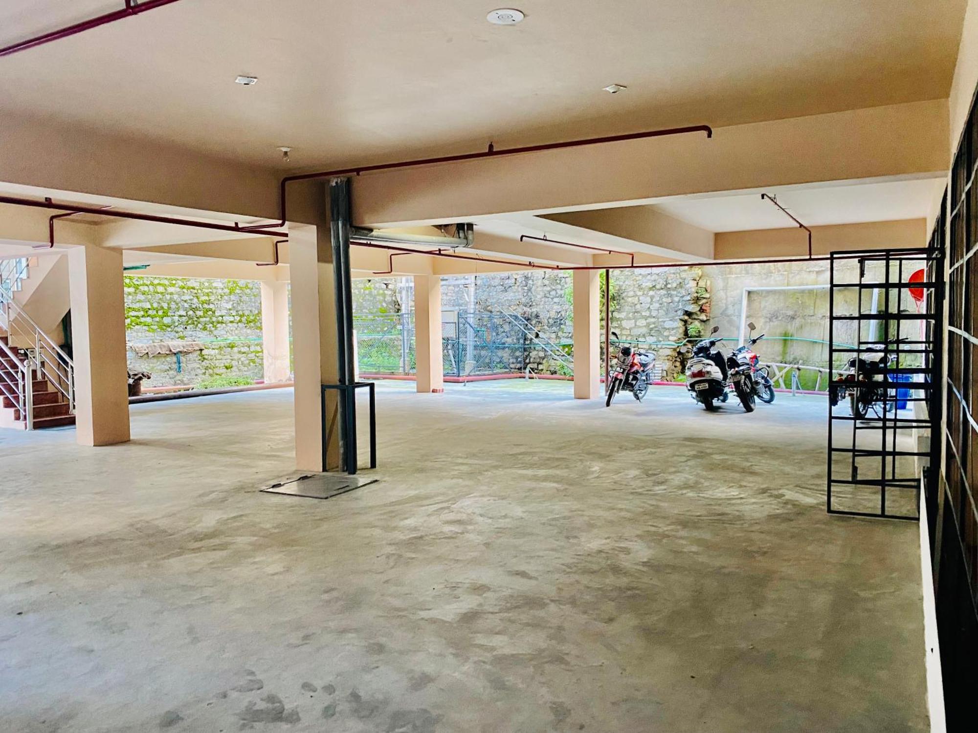 Vista Resort, Manali - ! Near Mall Road !! Hot & Cold Ac Rooms !! Best Selling !! Big Parking !! Luxury Collection !! Open Terrace !! Lift !! Playing Zone !! Property Of The Year ! Ngoại thất bức ảnh