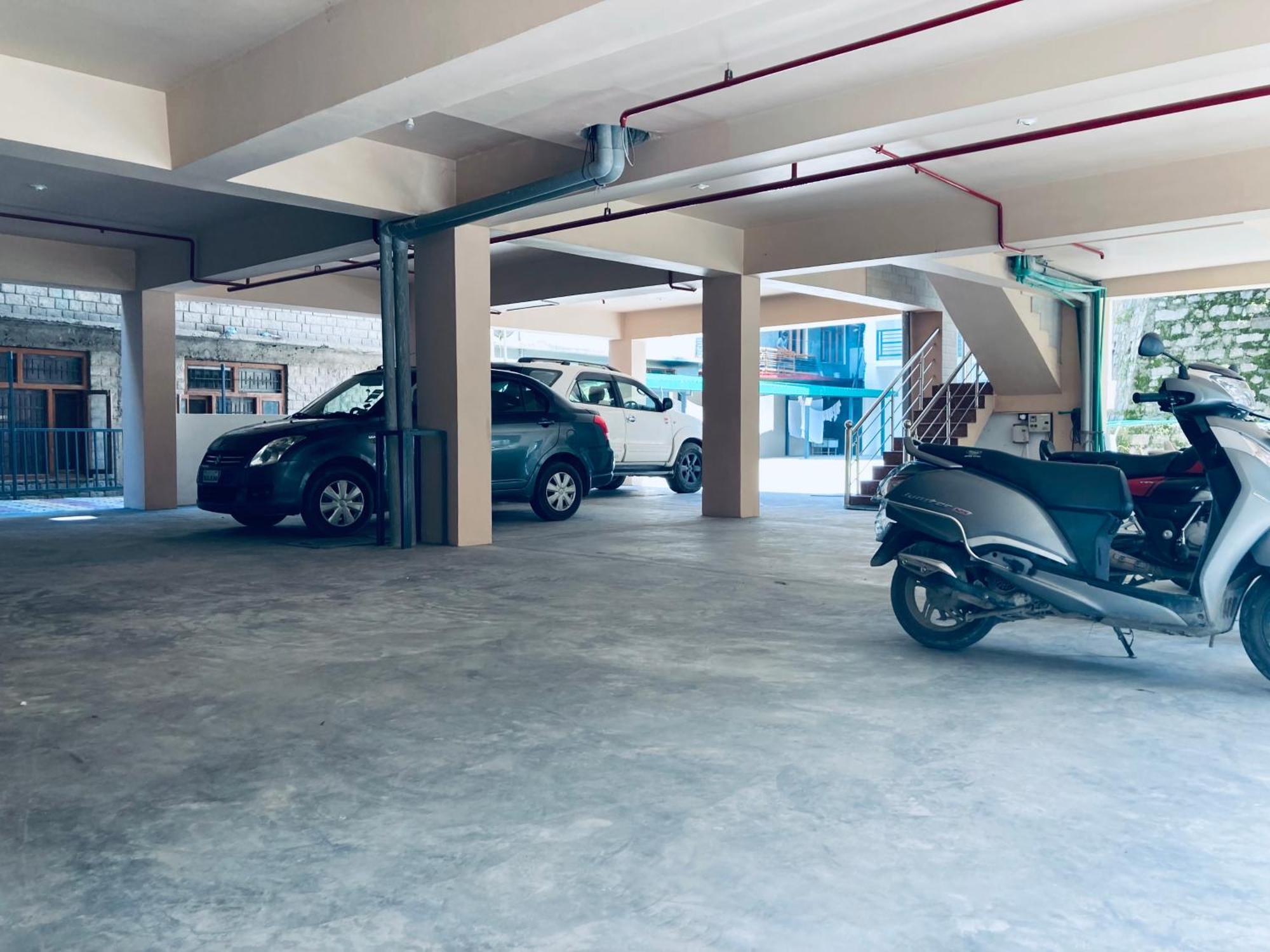 Vista Resort, Manali - ! Near Mall Road !! Hot & Cold Ac Rooms !! Best Selling !! Big Parking !! Luxury Collection !! Open Terrace !! Lift !! Playing Zone !! Property Of The Year ! Ngoại thất bức ảnh