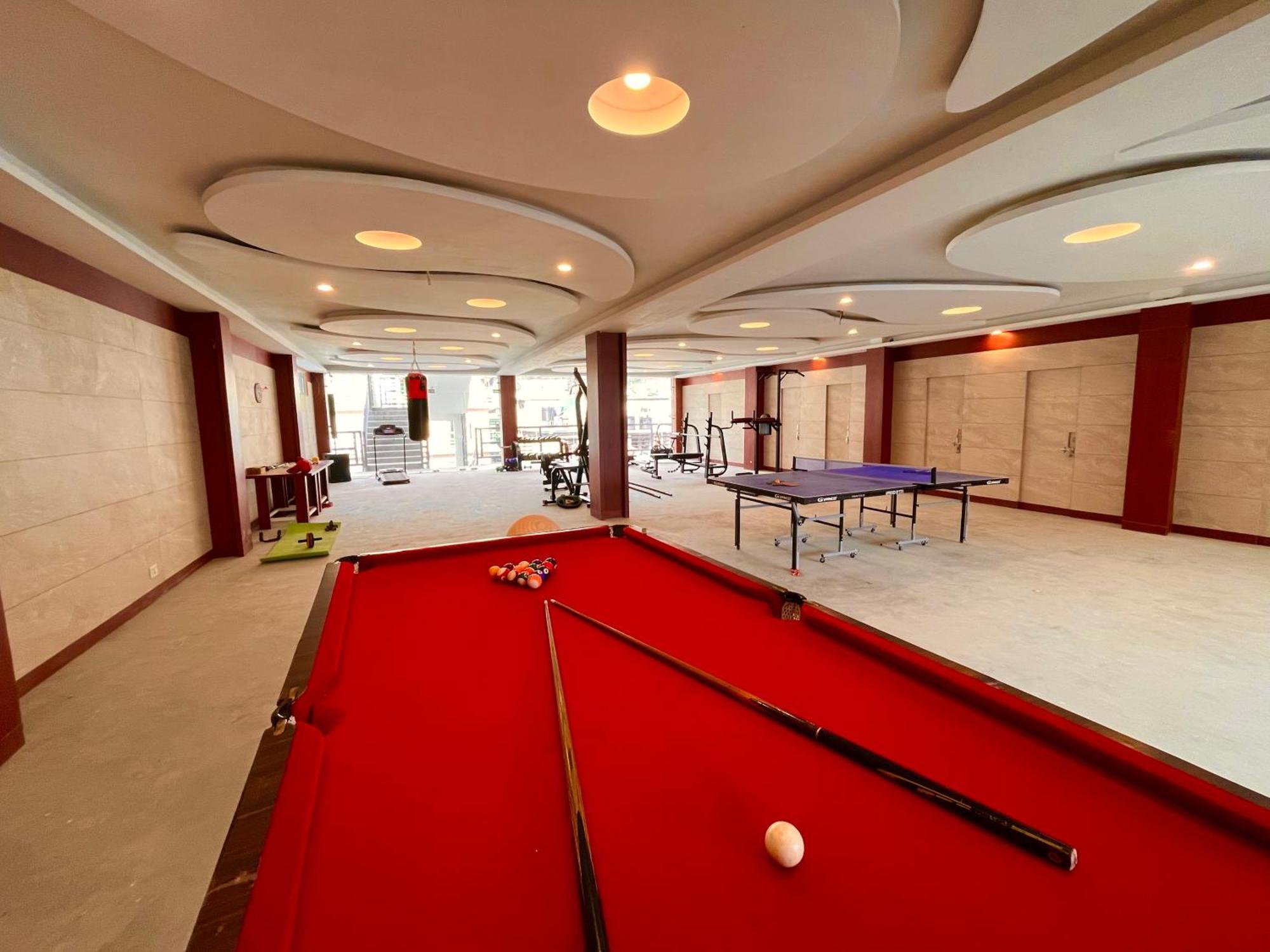 Vista Resort, Manali - ! Near Mall Road !! Hot & Cold Ac Rooms !! Best Selling !! Big Parking !! Luxury Collection !! Open Terrace !! Lift !! Playing Zone !! Property Of The Year ! Ngoại thất bức ảnh
